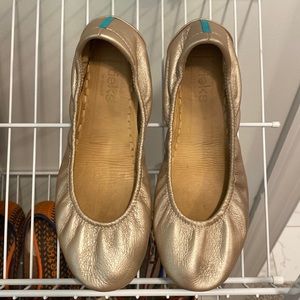 Rose Tieks